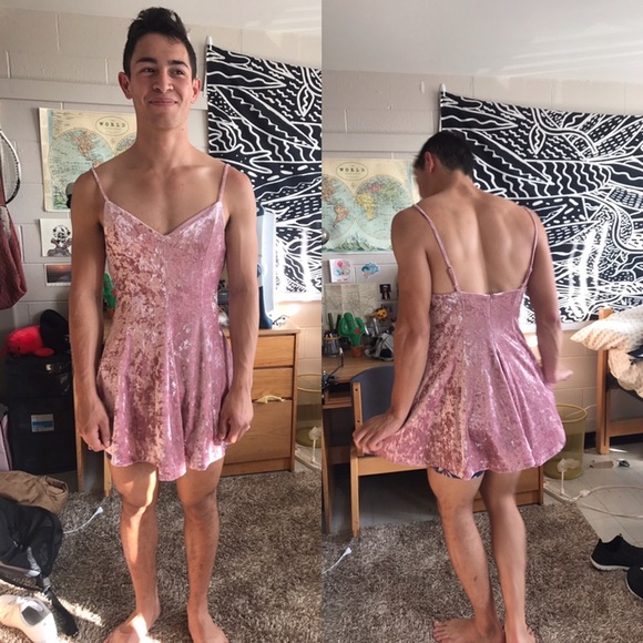 Forever 21 Dresses & Skirts - Pink velvet mini dress